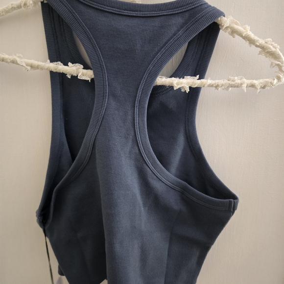 ALO Yoga Bluestone Aspire Tank - Picture 4 of 5